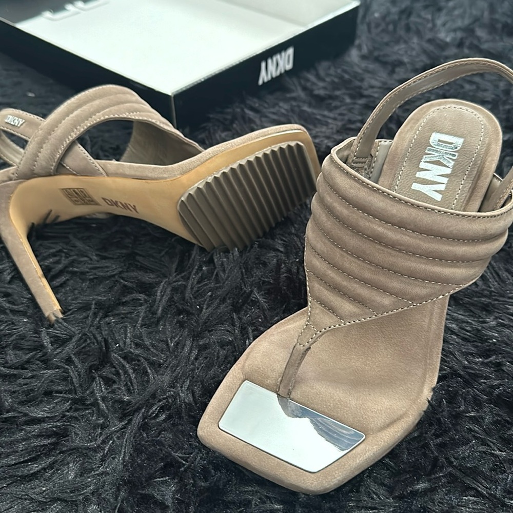 Dkny ranae heels